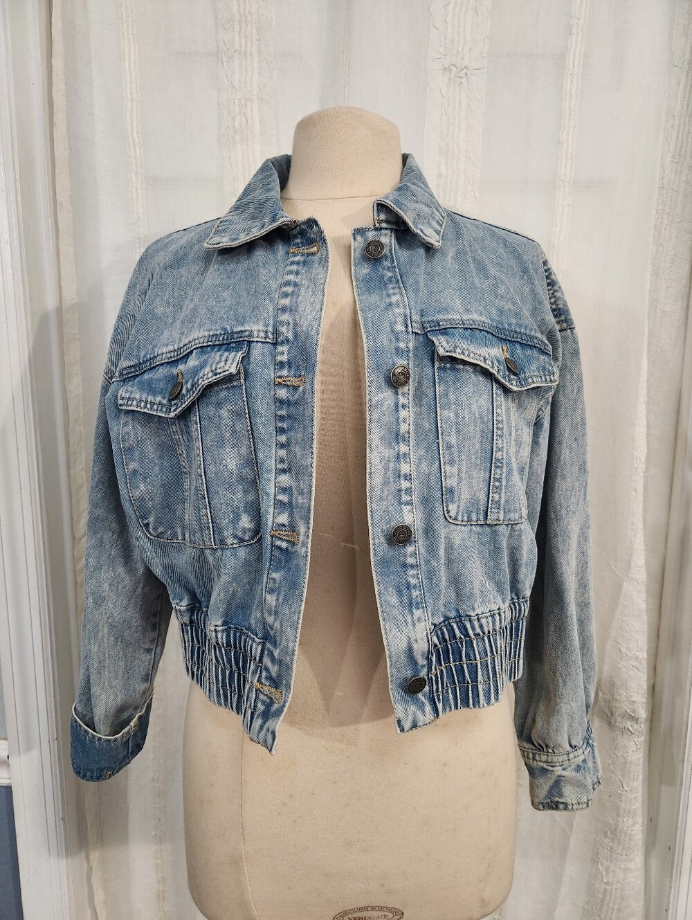Vigoss Washed Blue Cropped Denim Jacket